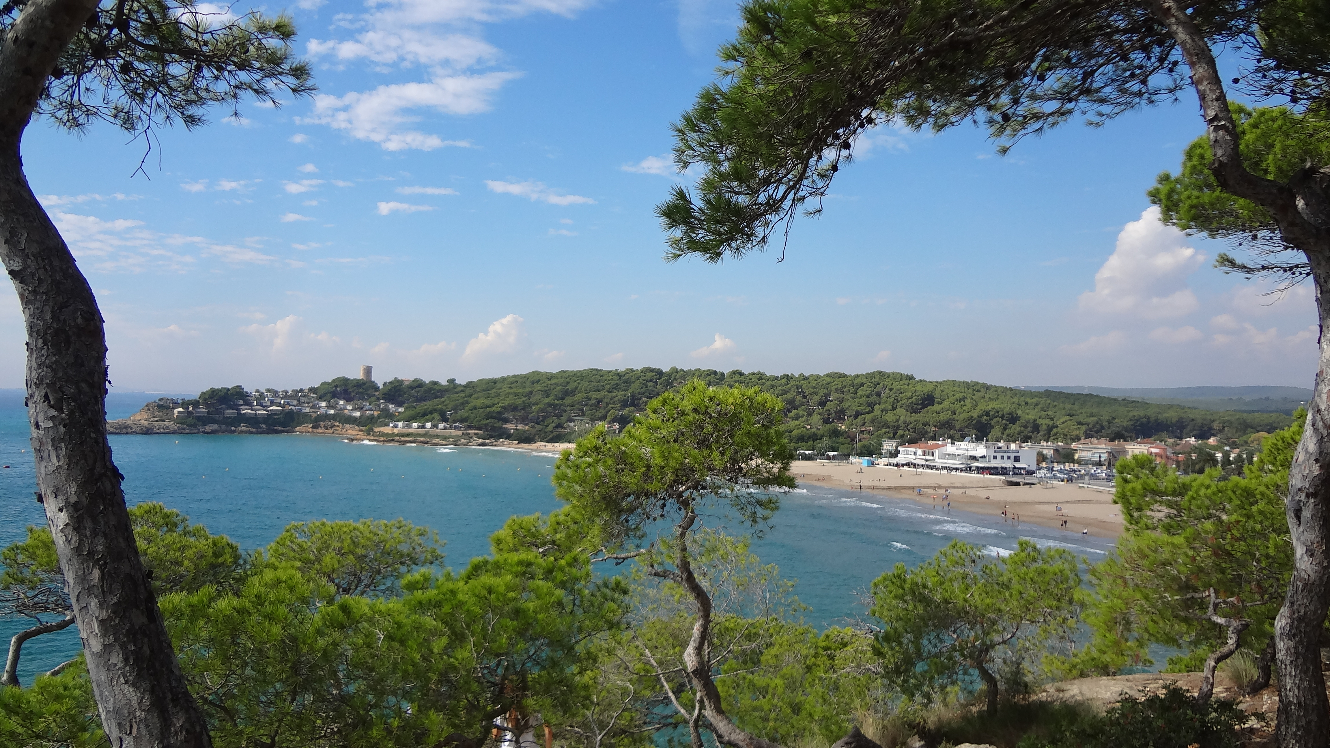 Platja de les Caletes Испания. Costa Dorada Доминикана. Platja de can Pere Antoni.