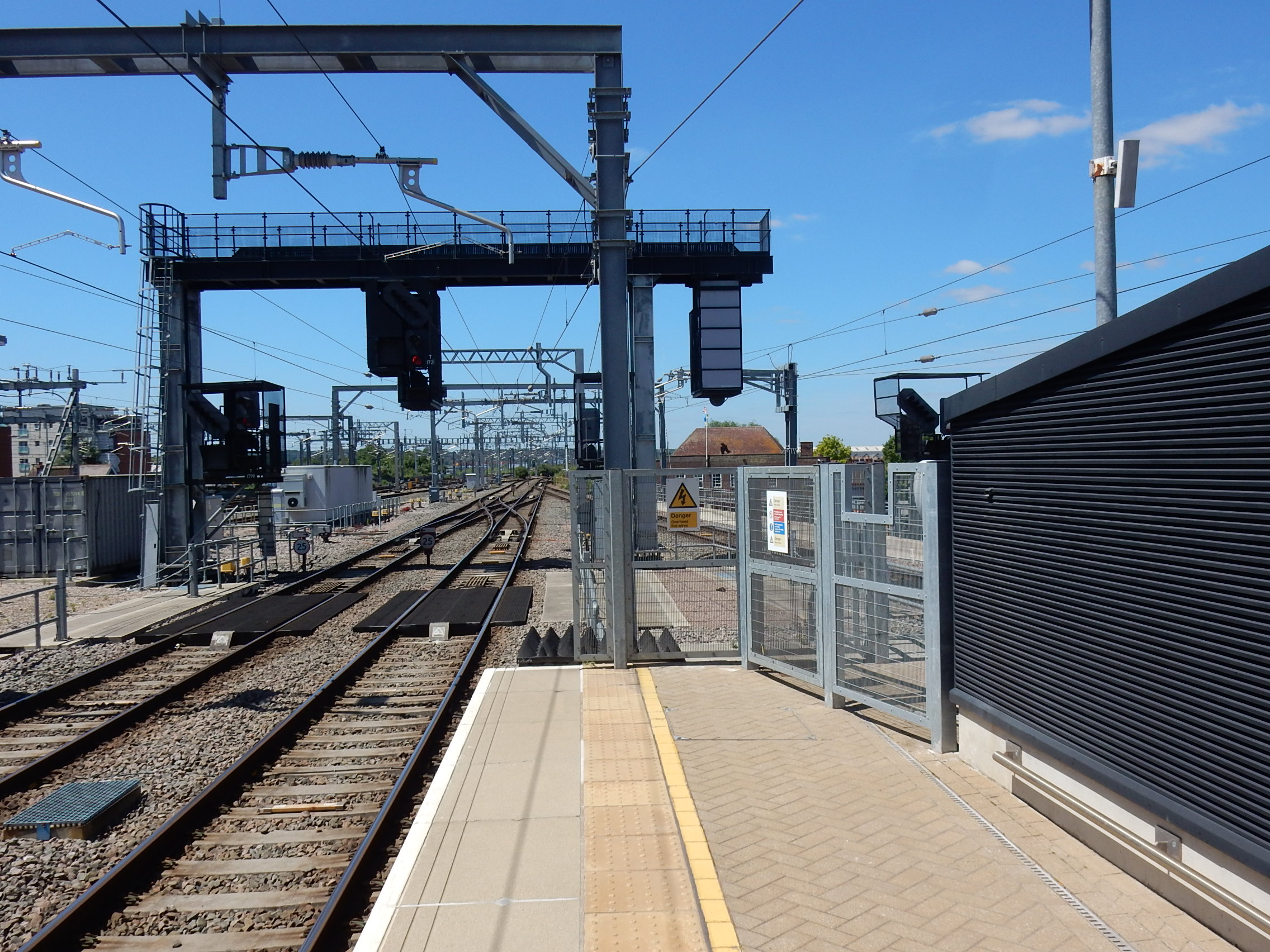 Reading station