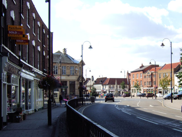 Selby - Park Street - The Crescent - geograph.org.uk - 520578