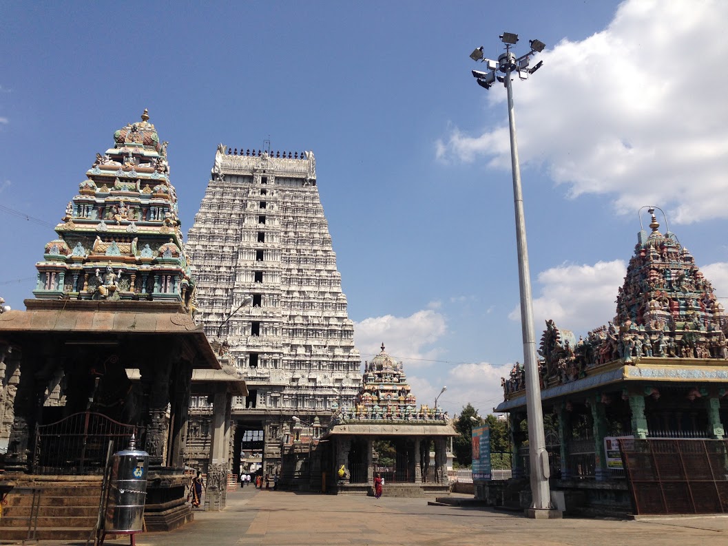 File:Thiruvannamalai temple-Tamilnadu-India.JPG - Wikimedia Commons