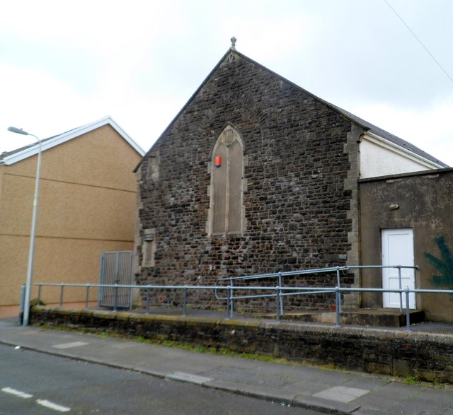 File:Wesleyan Community Centre, Llanelli - geograph.org.uk - 2894083.jpg