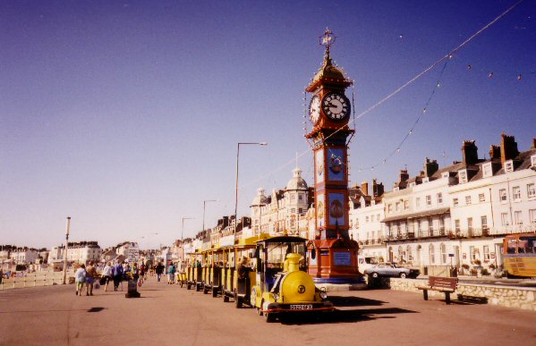 File:Weymouth Promenade.jpg