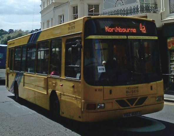 File:Yellow Buses bus 152 (VDZ 8003) 1996 Dennis Dart SLF Wrightbus Crusader, Bournemouth, 1 July 2011.jpg