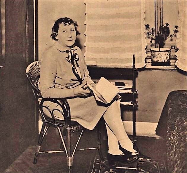 File:Zdenka Dyková 1929.jpg