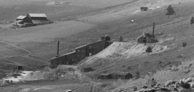 File:(1.09) Gilpin Tram, Tucker Mine and Mill in 1890s.jpg