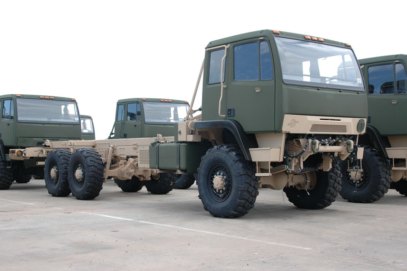 File:11)-Stewart-&-Stevenson-produced-M1096-A1R-MTV-Long-Wheelbase-(4.5-m)-Chassis-sml.jpg