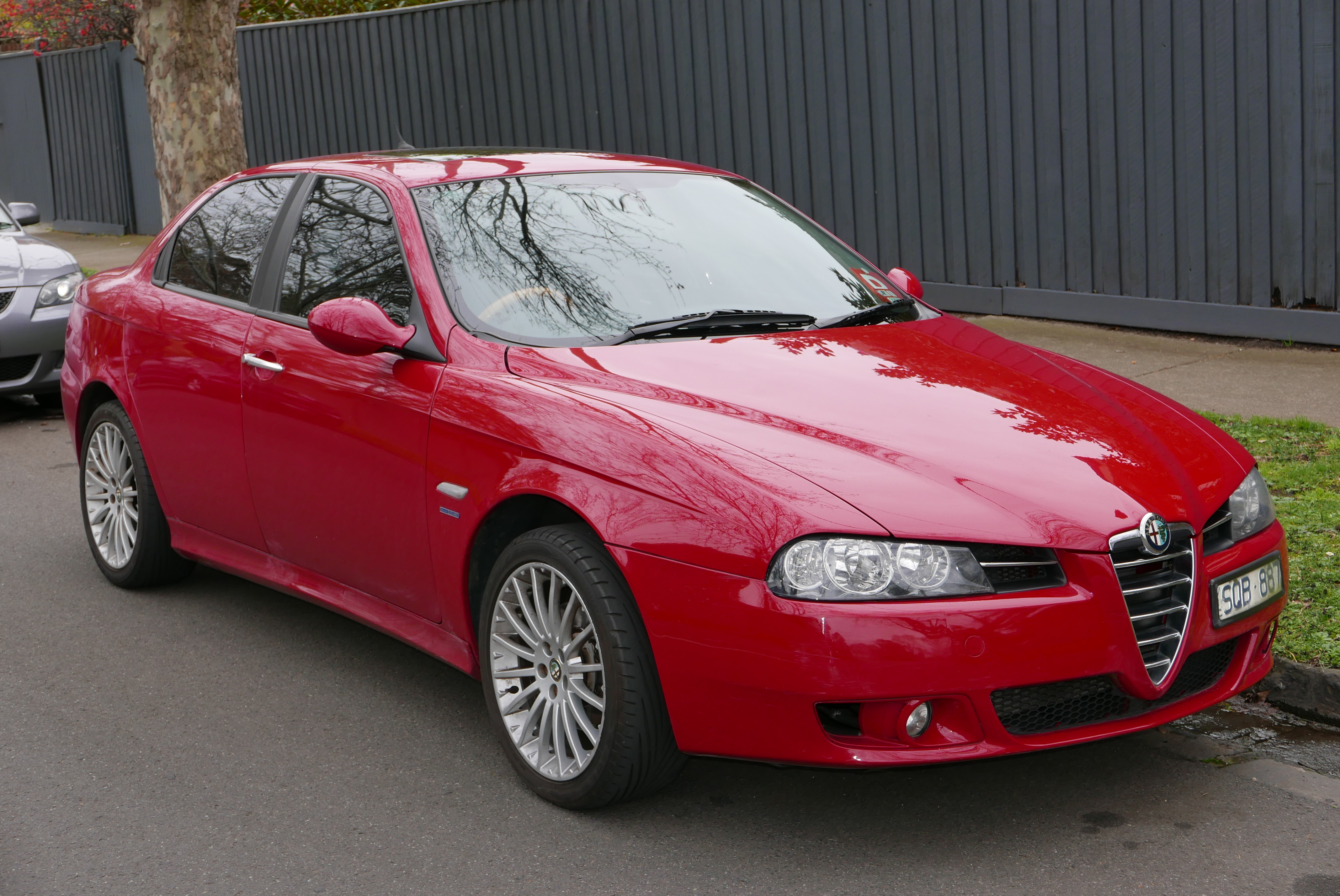 File:2004 Alfa Romeo 156 (MY04) JTS sedan (2015-07-09) 01.jpg