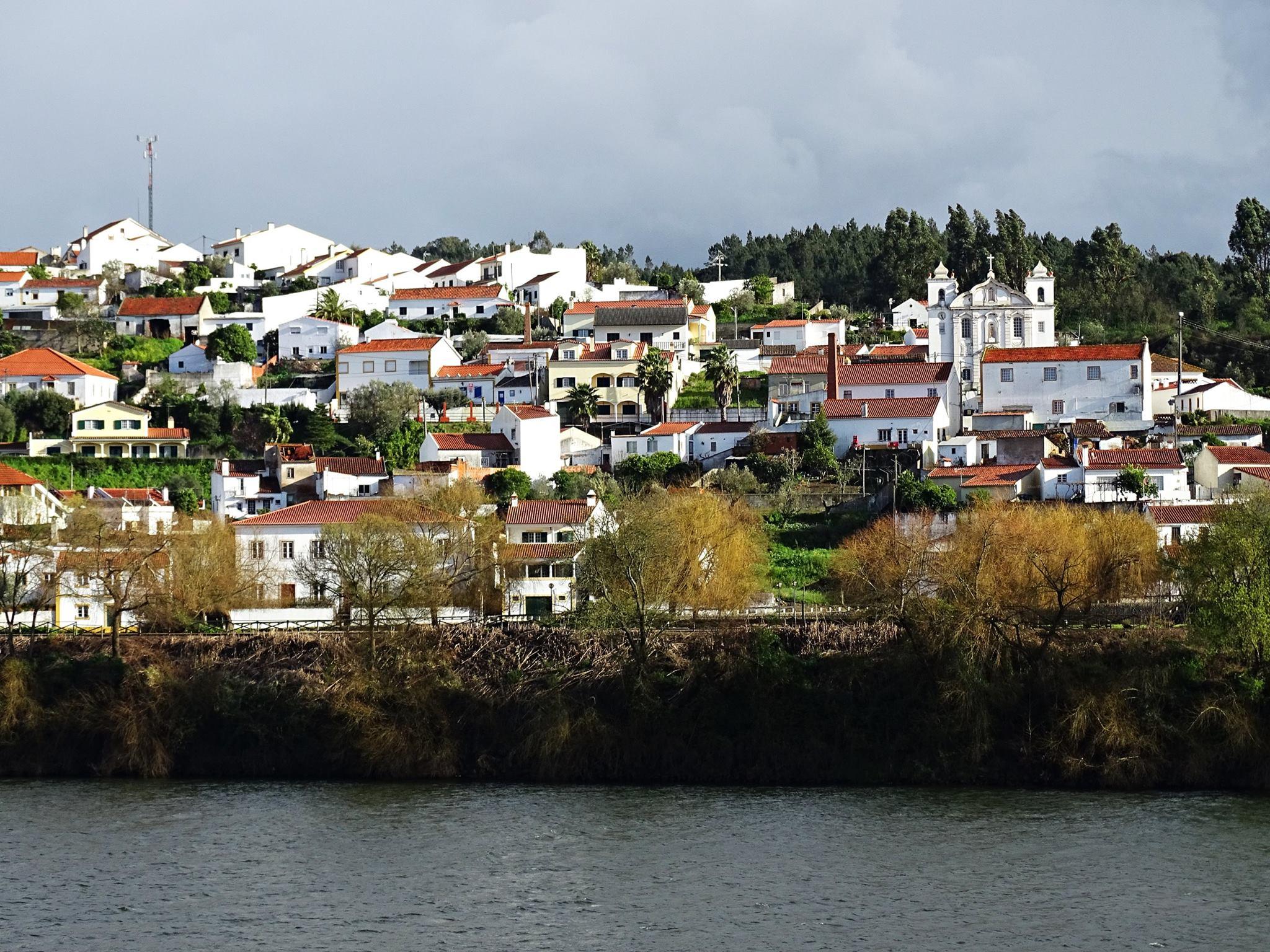 File:Playa en El Tabo - panoramio.jpg - Wikimedia Commons