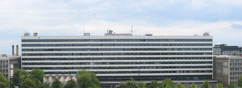 File:Berlin Charlottenburg TU-Berlin Hauptgebaeude.jpg