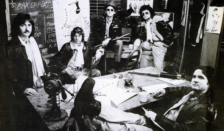 File:Blue Öyster Cult (1974).png - Wikimedia Commons
