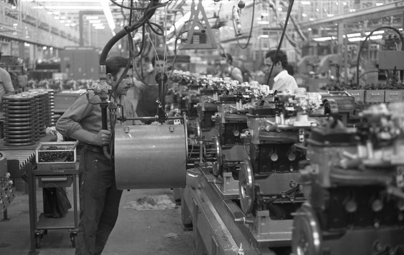 Bundesarchiv B 145 Bild-F040737-0011, Salzgitter, VW Autowerk