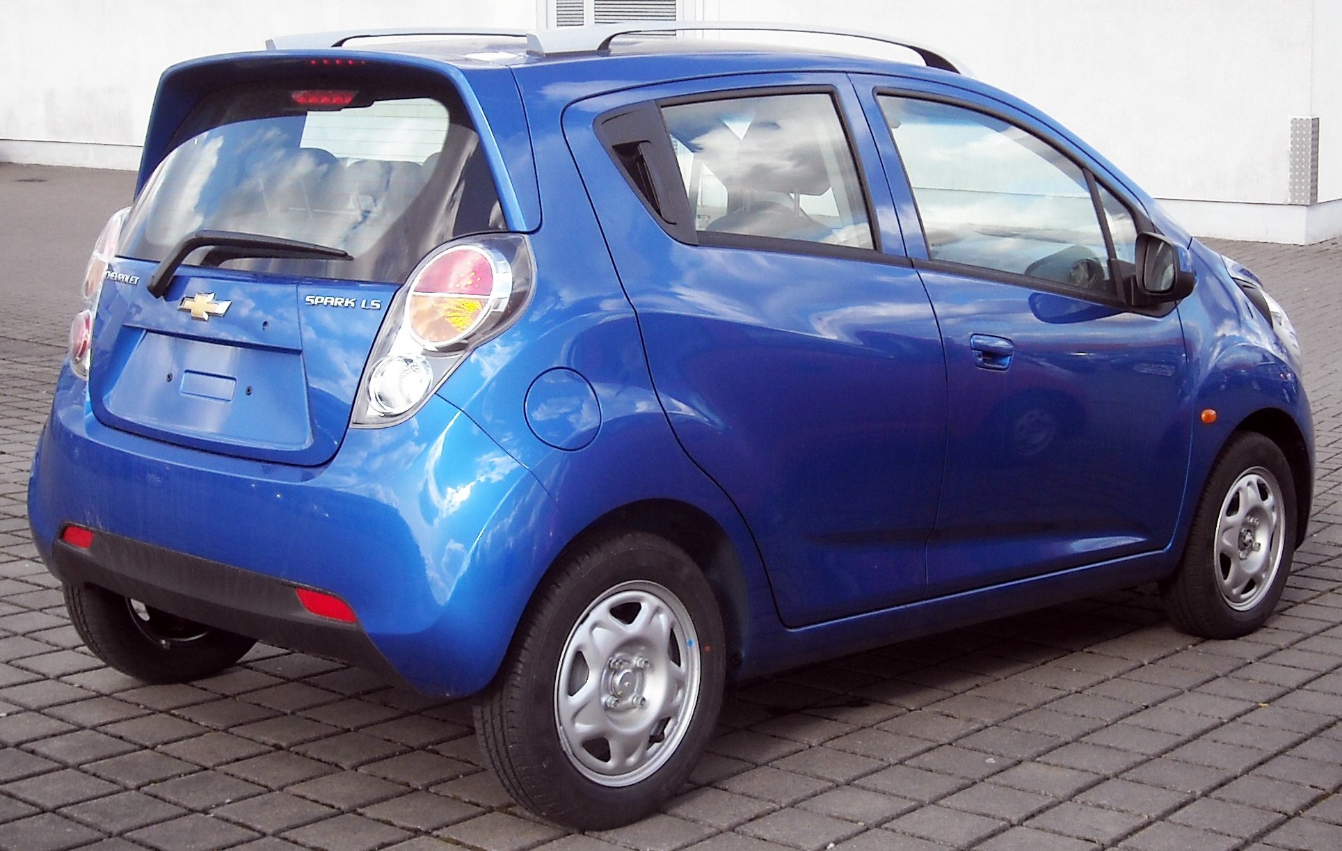 chevrolet spark 2023