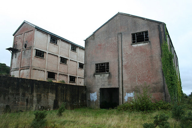 File:Disused buildings, Silvermines - geograph.org.uk - 889816.jpg
