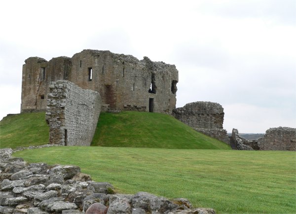 File:Duffuscastle2.jpg