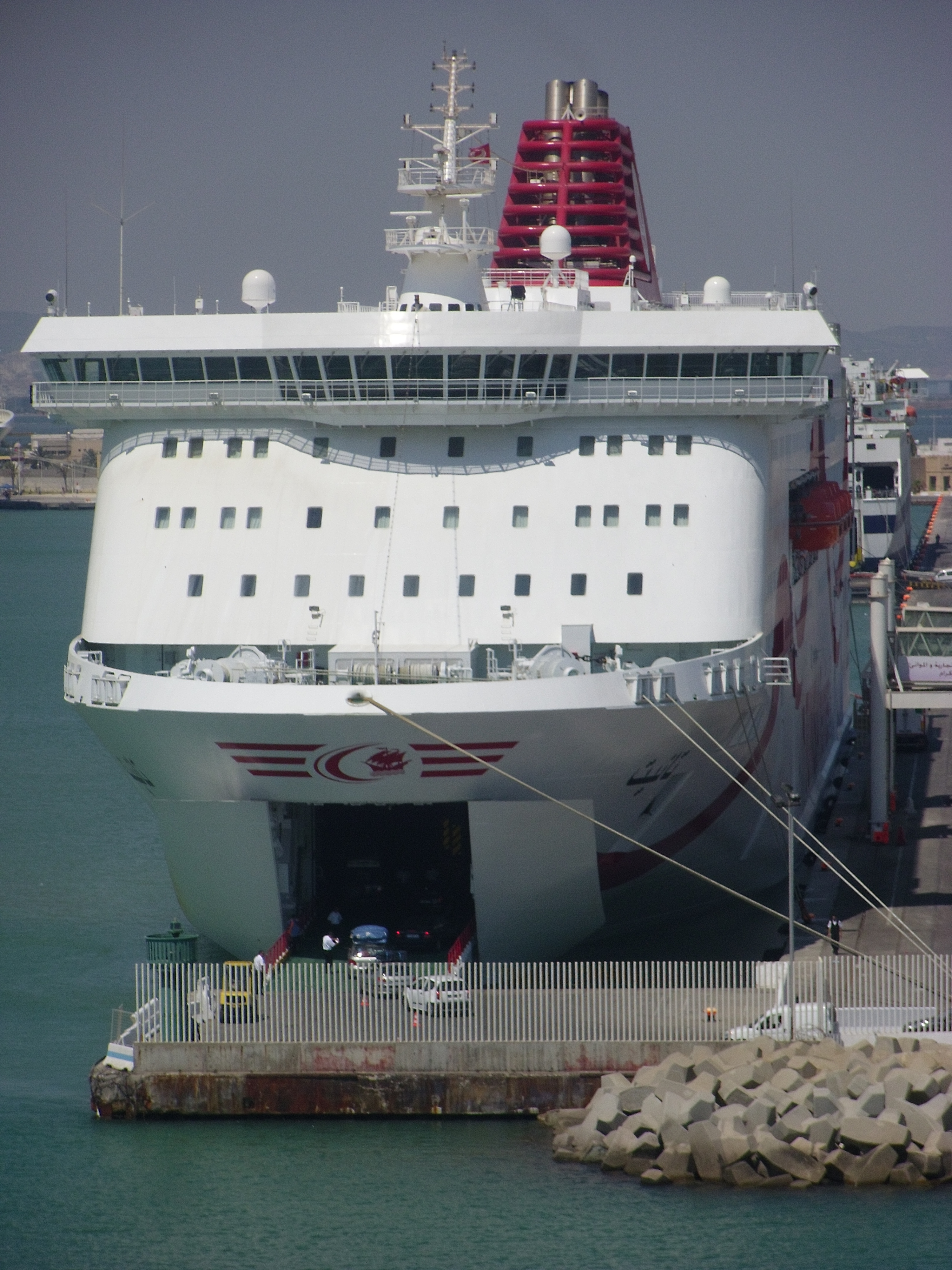 Tanit (ferry) — Wikipédia