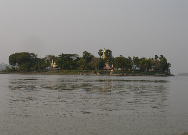 File:Moulmein island - panoramio.jpg