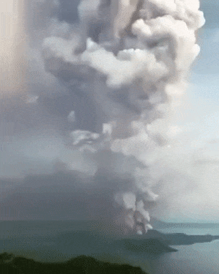File:Phreatic eruption of Taal Volcano, 12 January 2020 (reduced).gif