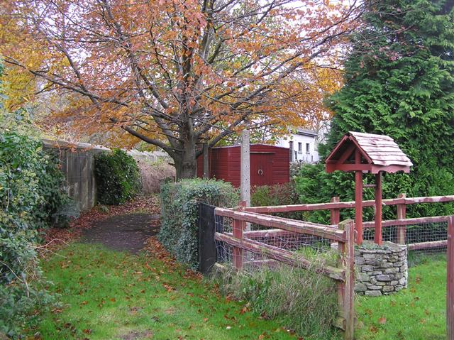 File:Rear garden, Omagh - geograph.org.uk - 277944.jpg