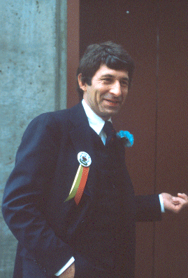 File:Seattle Mayor Charles Royer, 1978.gif