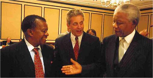 File:Sir Ketumile Masire, Leon Louw and Nelson Mandela.jpg