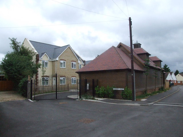 File:Tannery Court - geograph.org.uk - 907759.jpg