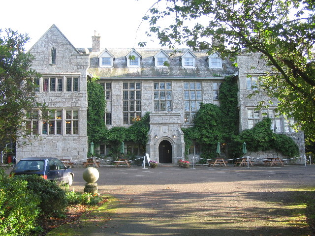 File:The Manor House at Hengar Manor - geograph.org.uk - 64097.jpg