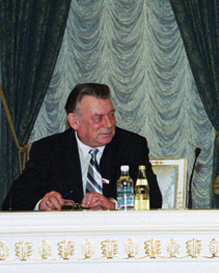 Gennady Raikov bei einem Treffen mit dem russischen Präsidenten Wladimir Putin.  6. März 2002