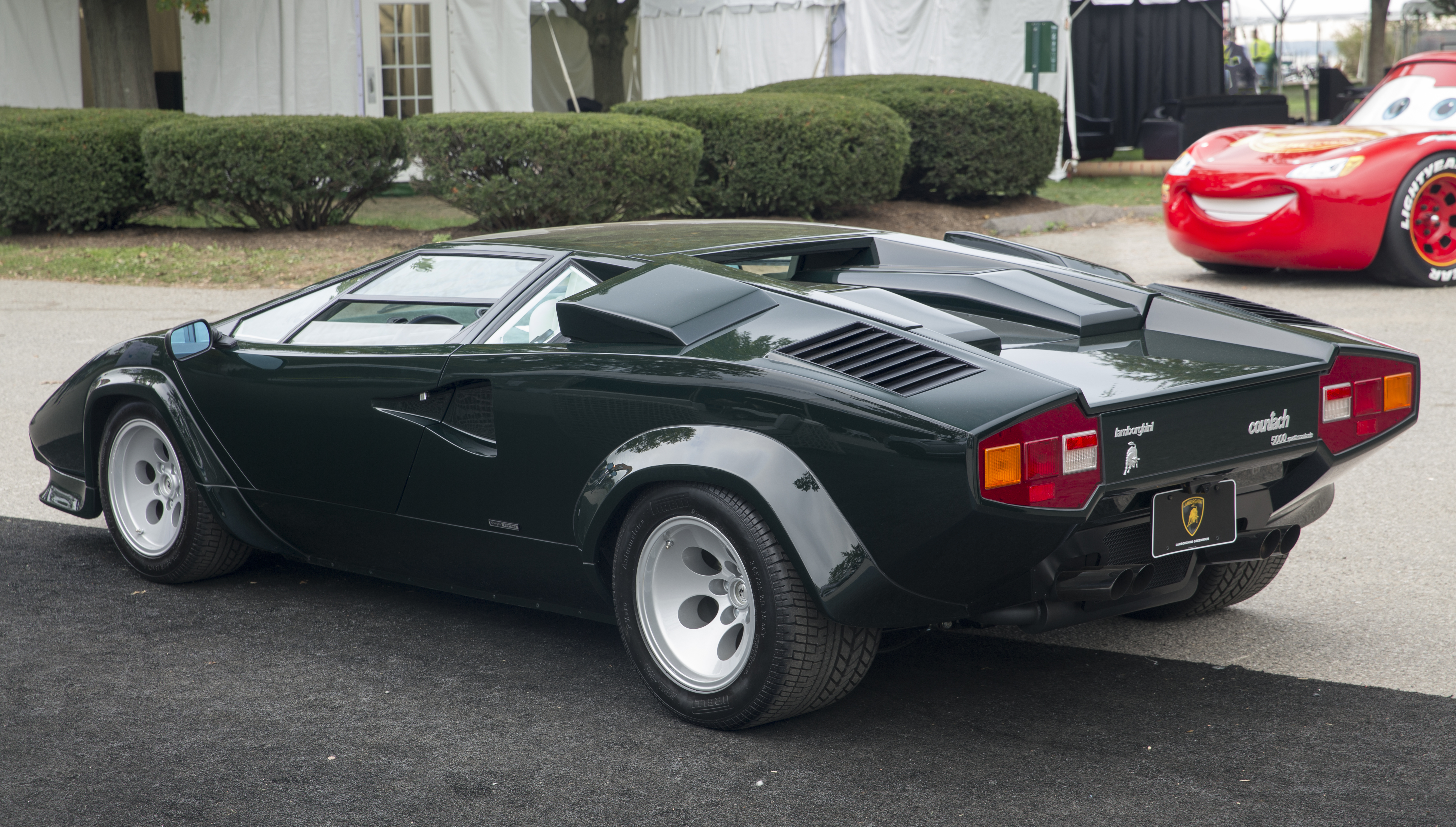 Lamborghini Countach 5000 QV С открытыми дверями