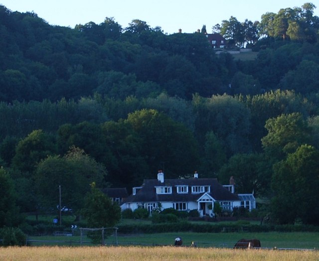 File:Absolom's Farm, Underriver - geograph.org.uk - 1372859.jpg