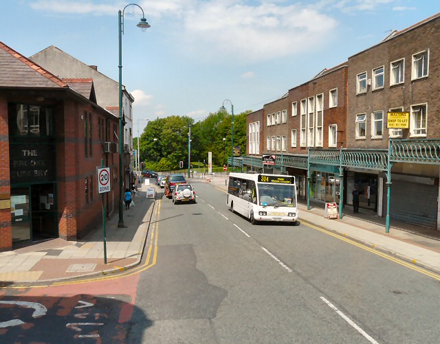 File:Bottom end of Market Street - geograph.org.uk - 2480843.jpg