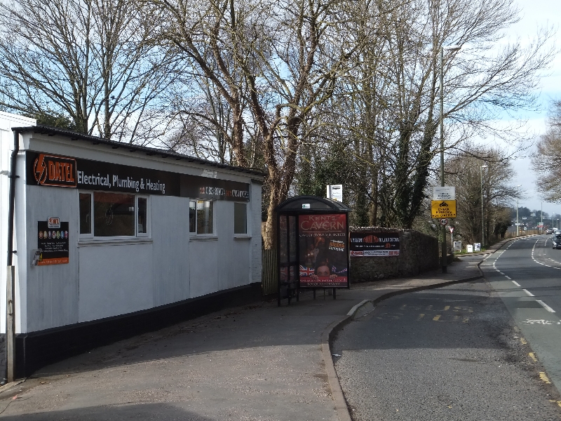 File:Bus stop and builders' office beside A380 - geograph.org.uk - 2809440.jpg