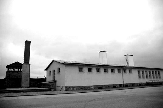 File:Concentratiekamp Mauthausen.jpg