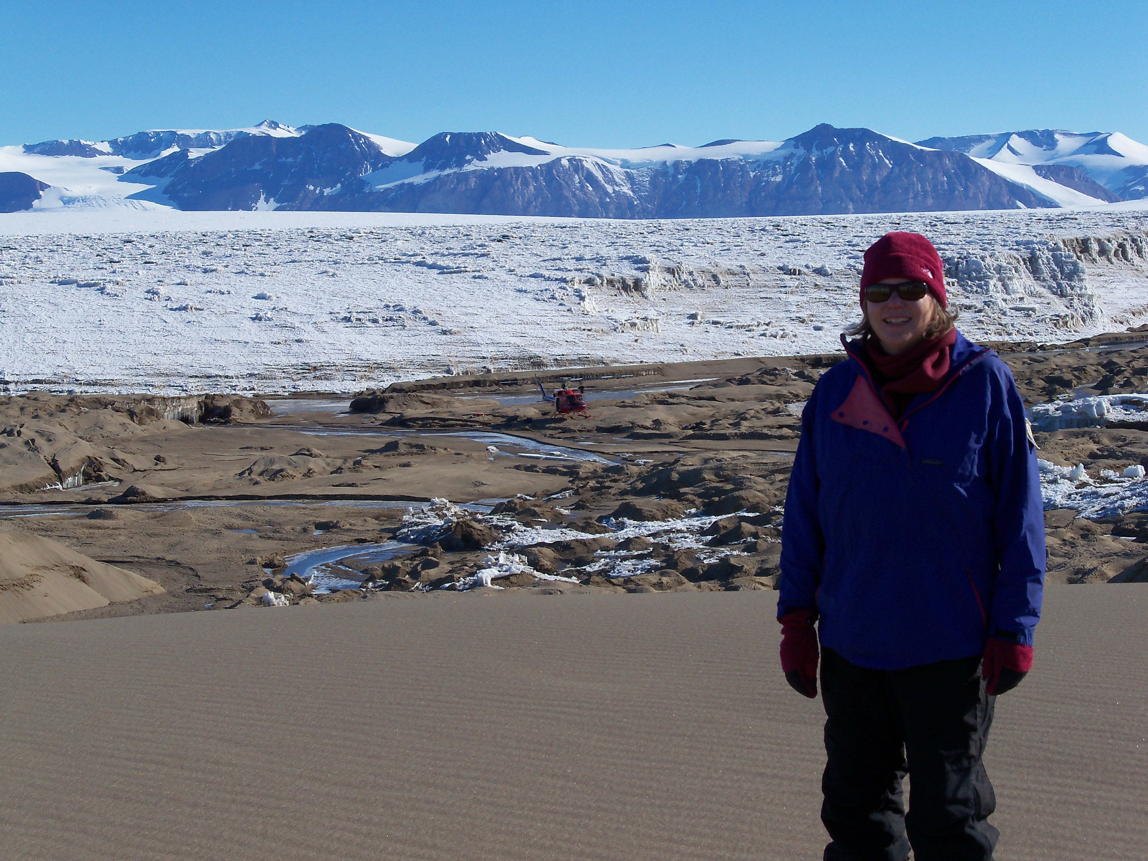 Diane McKnight in the [[McMurdo Dry Valleys]]