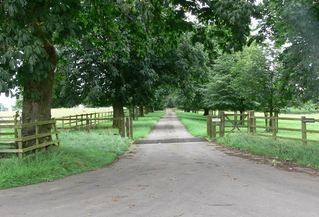 File:Driveway to Illston Grange - geograph.org.uk - 506244.jpg