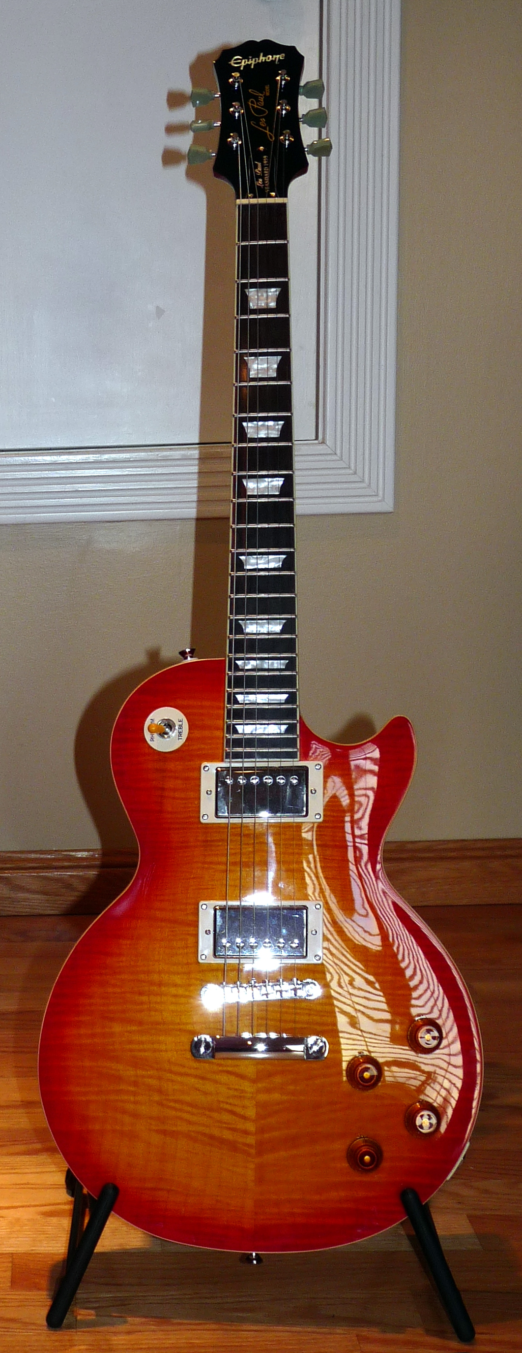 File:Epiphone Limited Edition 1959 Les Paul Standard (2009).png