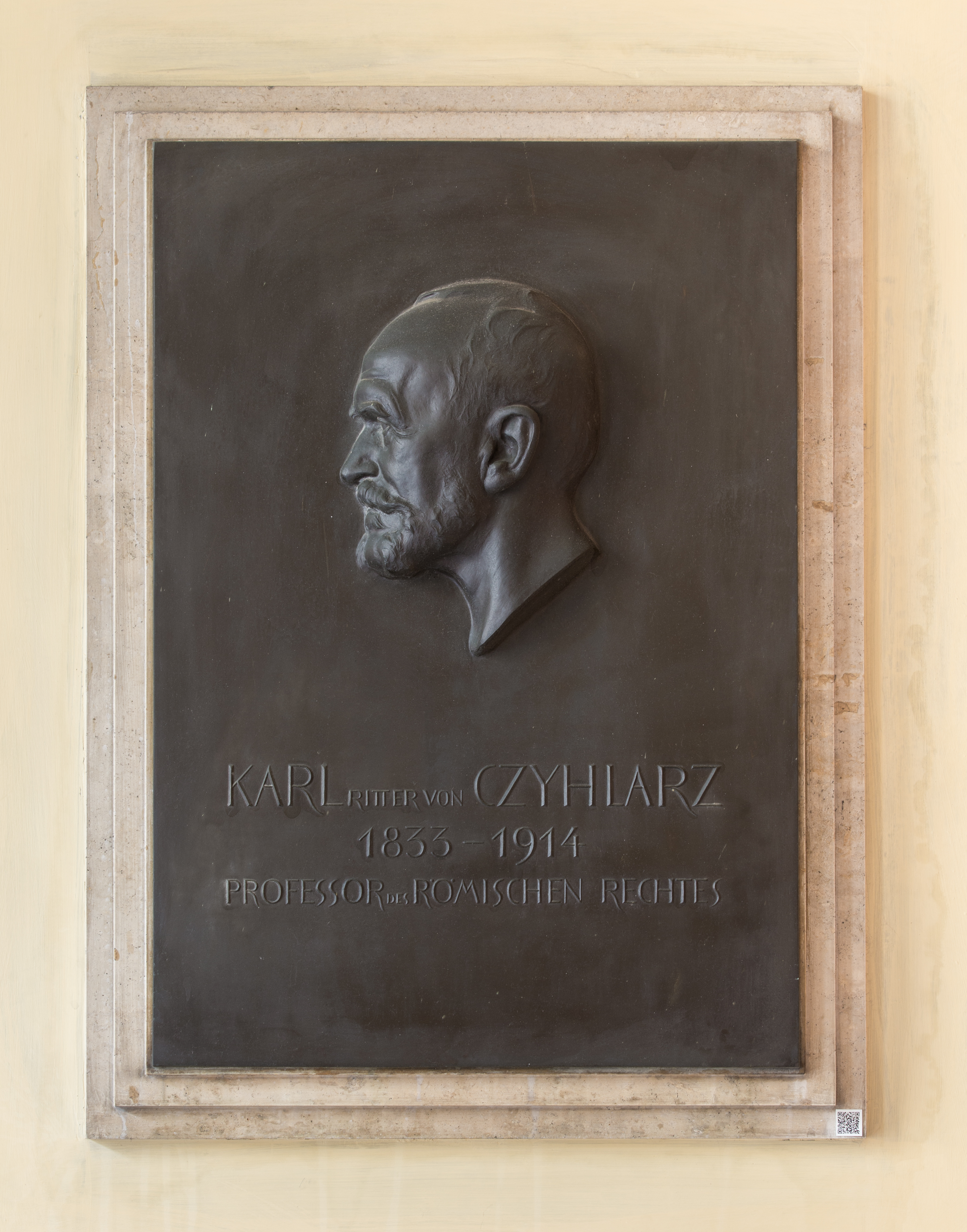 Karl von Czyhlarz (Nr. 1) - bust in the Arkadenhof, University of Vienna - 0198.jpg