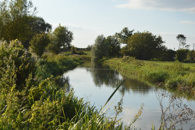 File:Kennet ^ Avon Canal - geograph.org.uk - 4759234.jpg