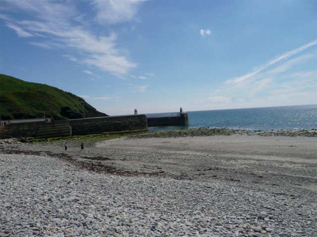 File:Laxey beach - geograph.org.uk - 503018.jpg