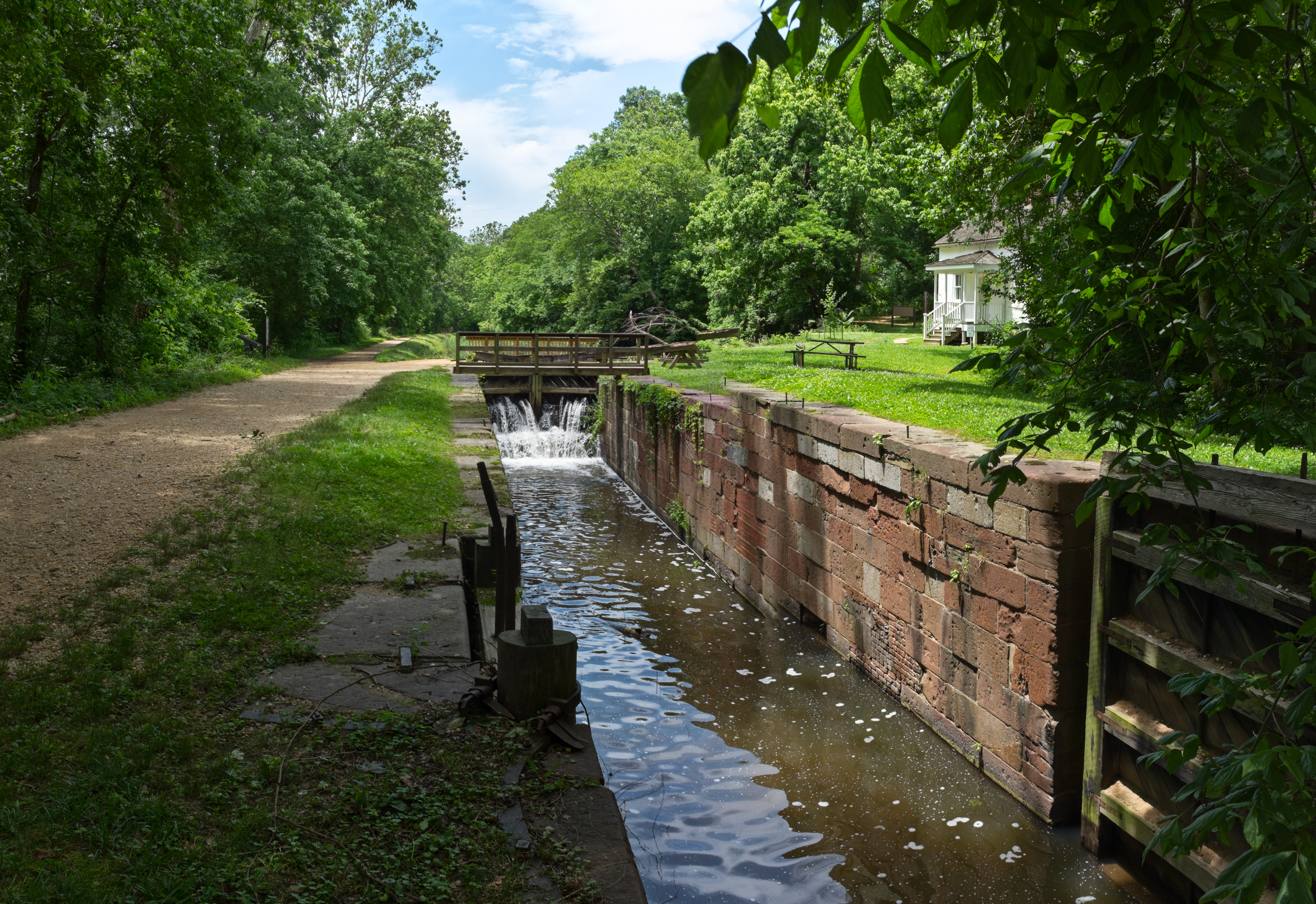 Lock_8_Chesapeake_and_Ohio_Canal.jpg