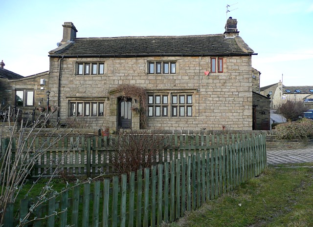 File:Lower Bailey Fold Farm, Allerton - geograph.org.uk - 1739627.jpg