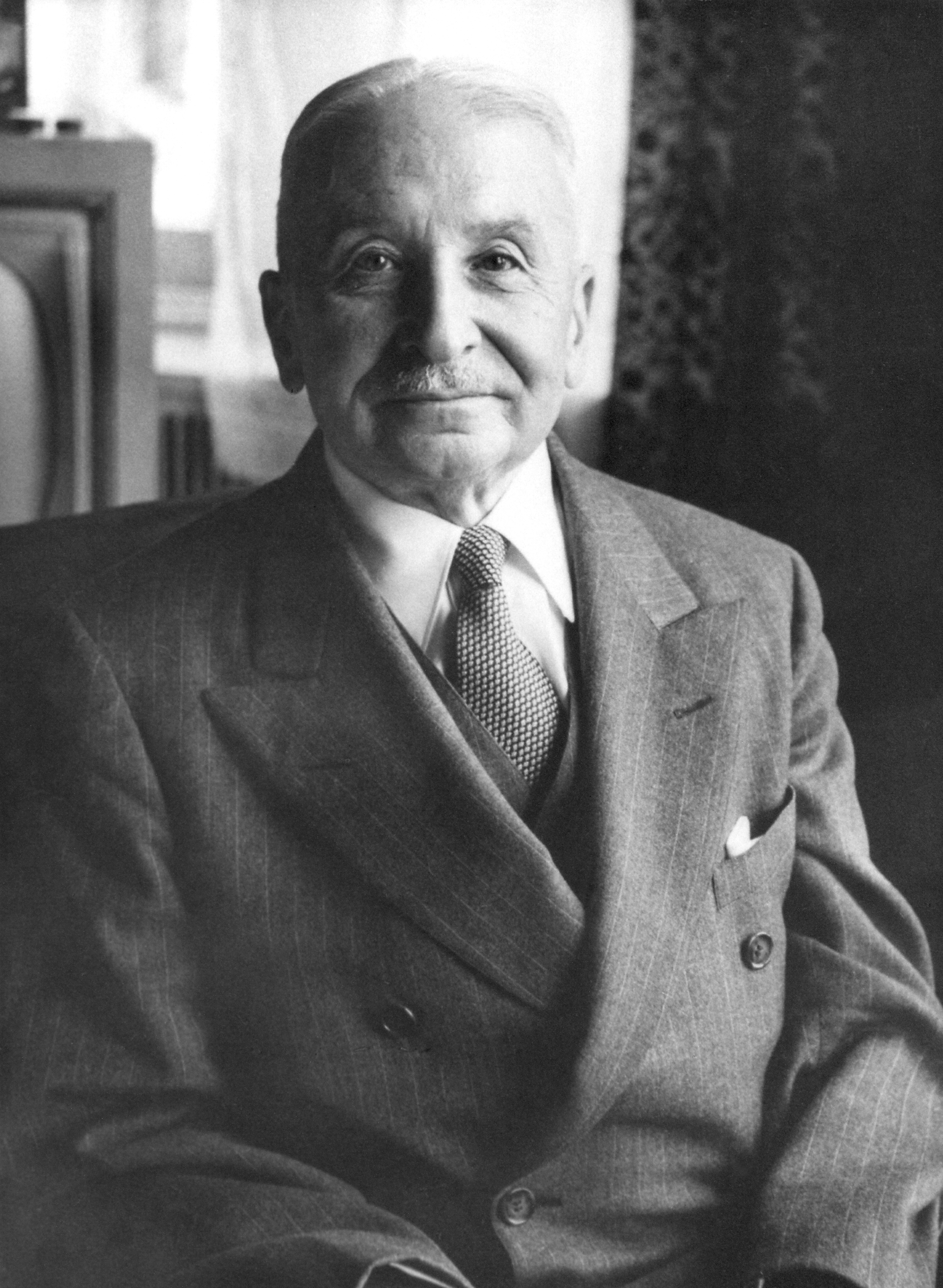 Ludwig von Mises - Wikipedia
