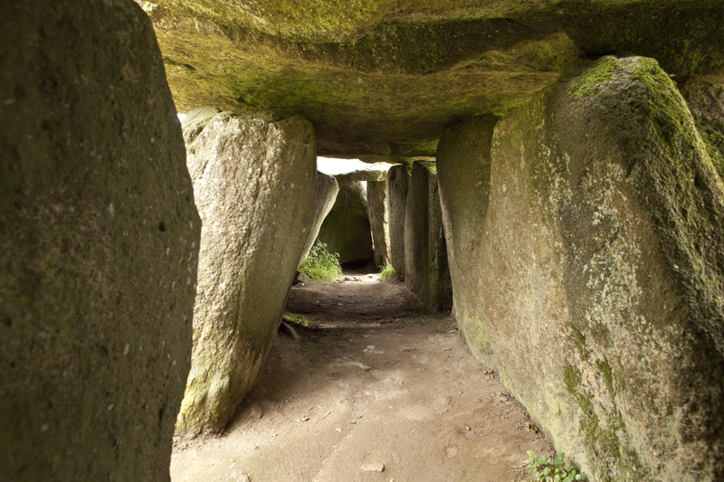 File:Mougau Bihan interieur.jpg