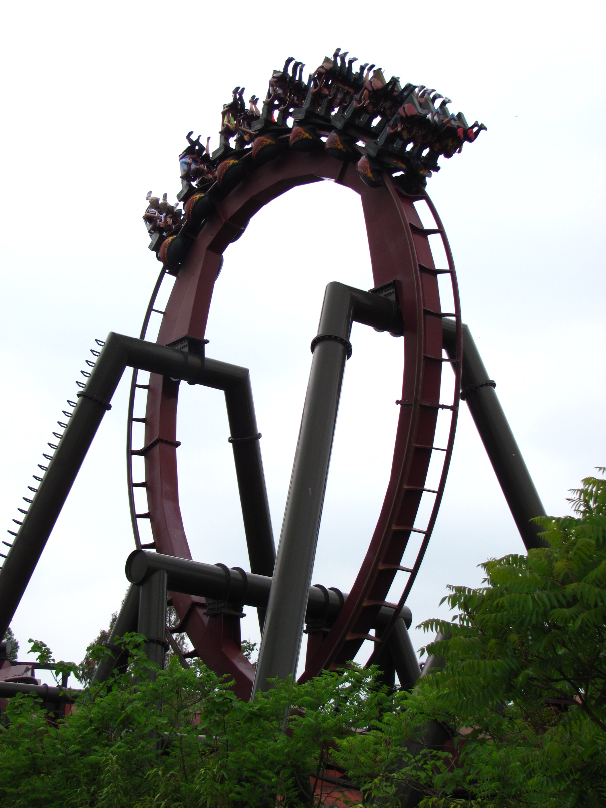 File Nemesis Inferno vertical loop 1.jpg Wikimedia Commons