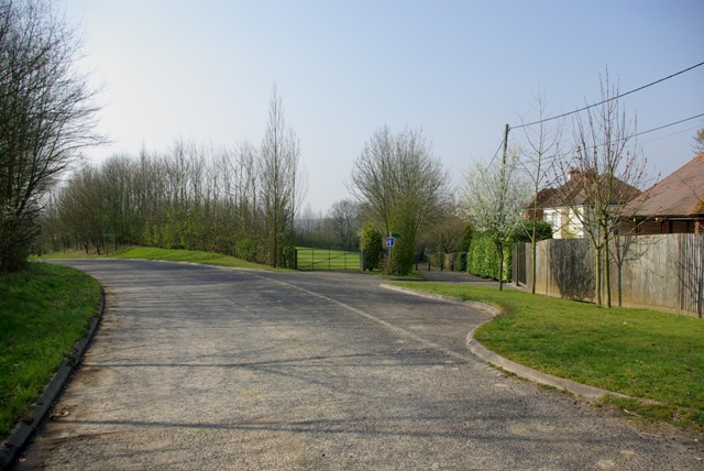 File:Poppinghole Lane near A21 - geograph.org.uk - 385816.jpg