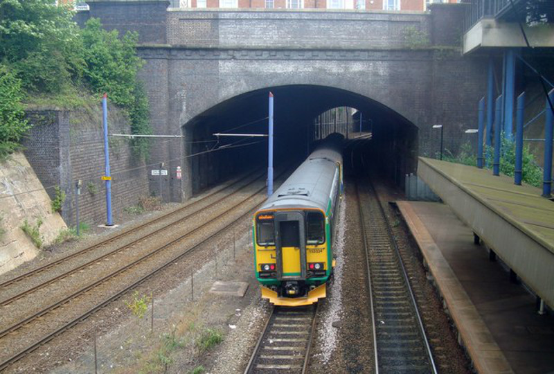 File:Railway Tunnel Near Jewellery Quarter Station, Rob Newman, 2563201.jpg