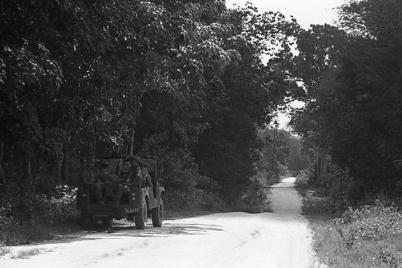 File:Royal Thai army Patrol in southern Thailand.jpg