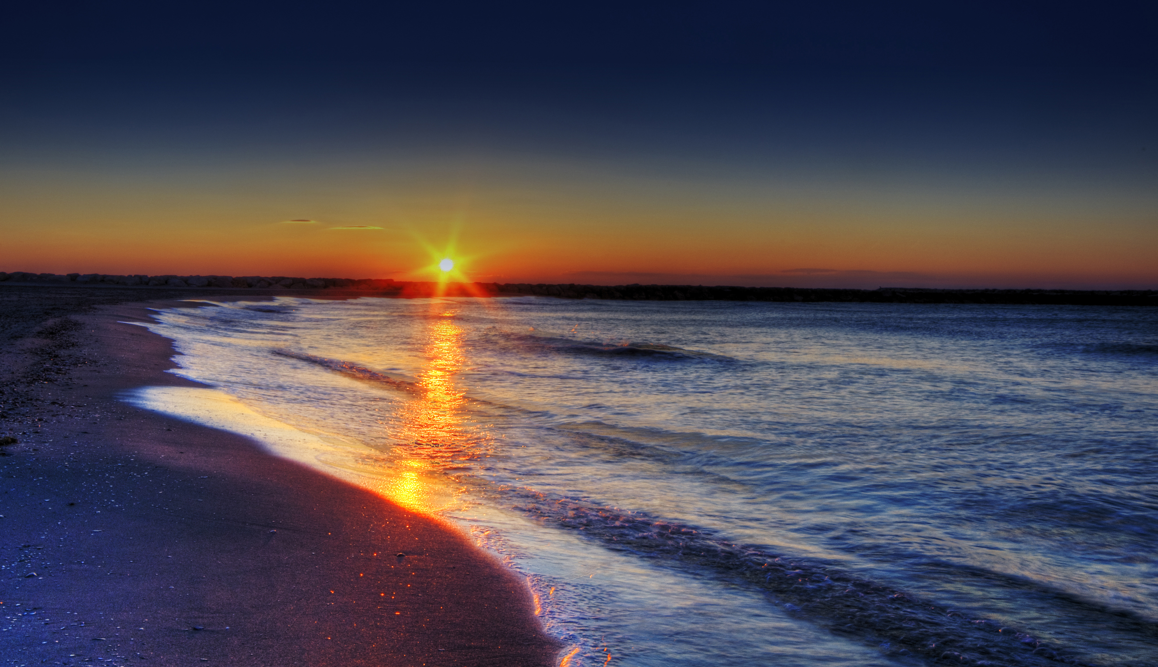 Sunrise_on_the_Beach.jpg