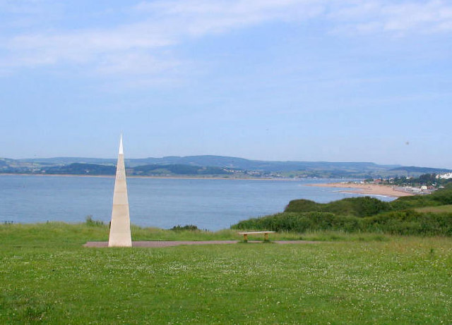 File:The Geoneedle at Orcombe Point Exmouth - geograph.org.uk - 23385.jpg