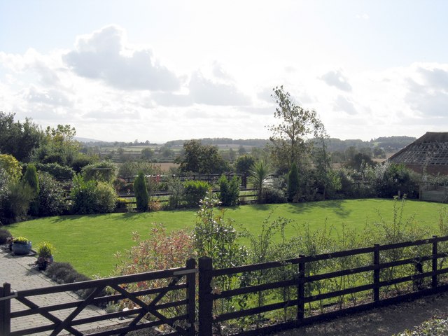 File:The view from Tibberton churchyard - geograph.org.uk - 1015458.jpg