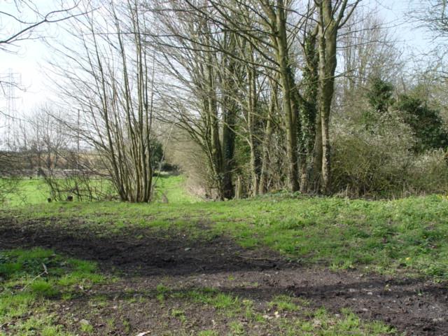 File:Trouble House Halt - geograph.org.uk - 276238.jpg